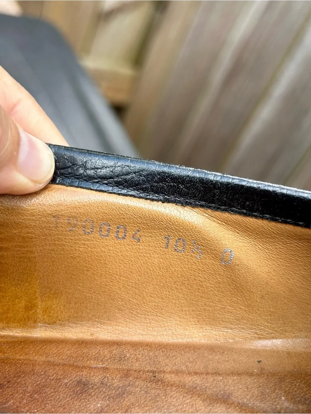 Gucci Black leather horsebit loafer